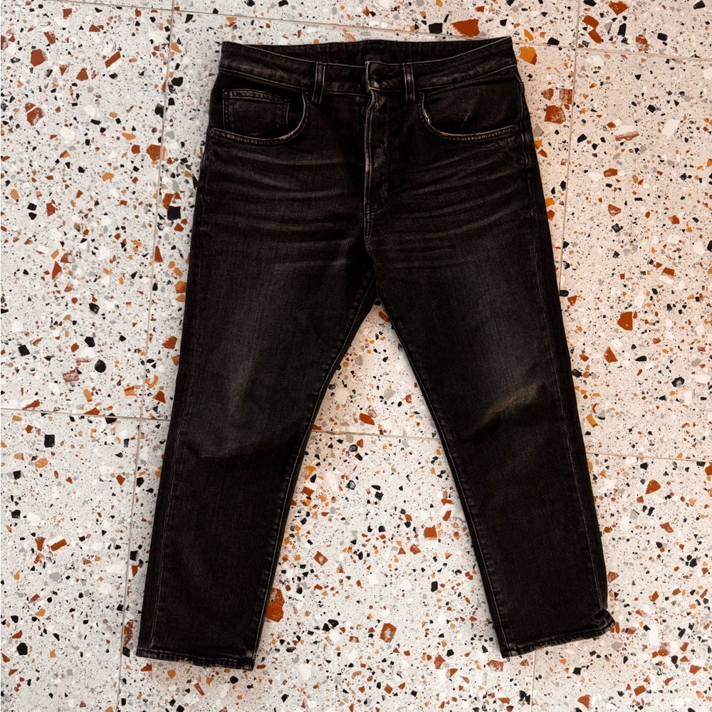 Stylish Black Cropped Women's Jeans